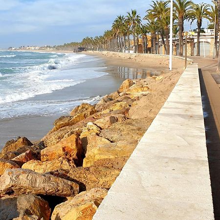Suitur Beachfront Apartment Roc De Sant Gaieta Roda de Bará Eksteriør billede